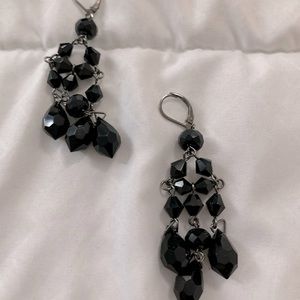 Elegant black earrings
